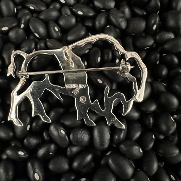 Vintage Sterling Silver Stamped Buffalo Bison Brooch / Pendant with Inlay - Picture 7 of 7